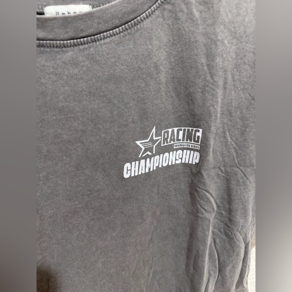 Tee - Picture 4 of 4